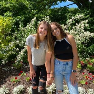 Meet your Posher, Izzy